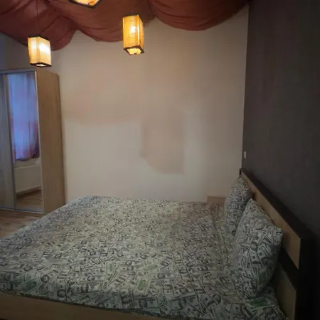 центр львова на 2 Apartment *